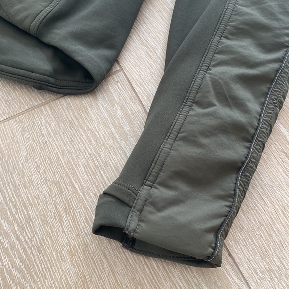 Lululemon Extra Mile Jacket, green, Size 2, New with Tag! - Picture 5 of 10